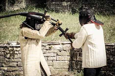 behourd en armure en haute marne